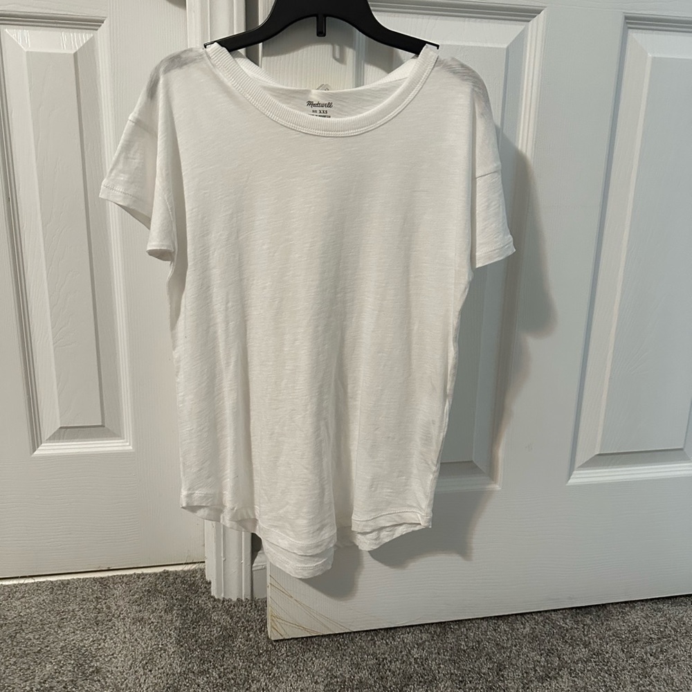 Madewell white short sleev tshirt; dropped sleeve